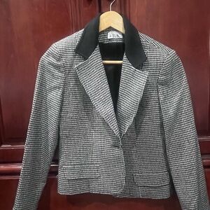 R&K Black and White Houndstooth Blazer